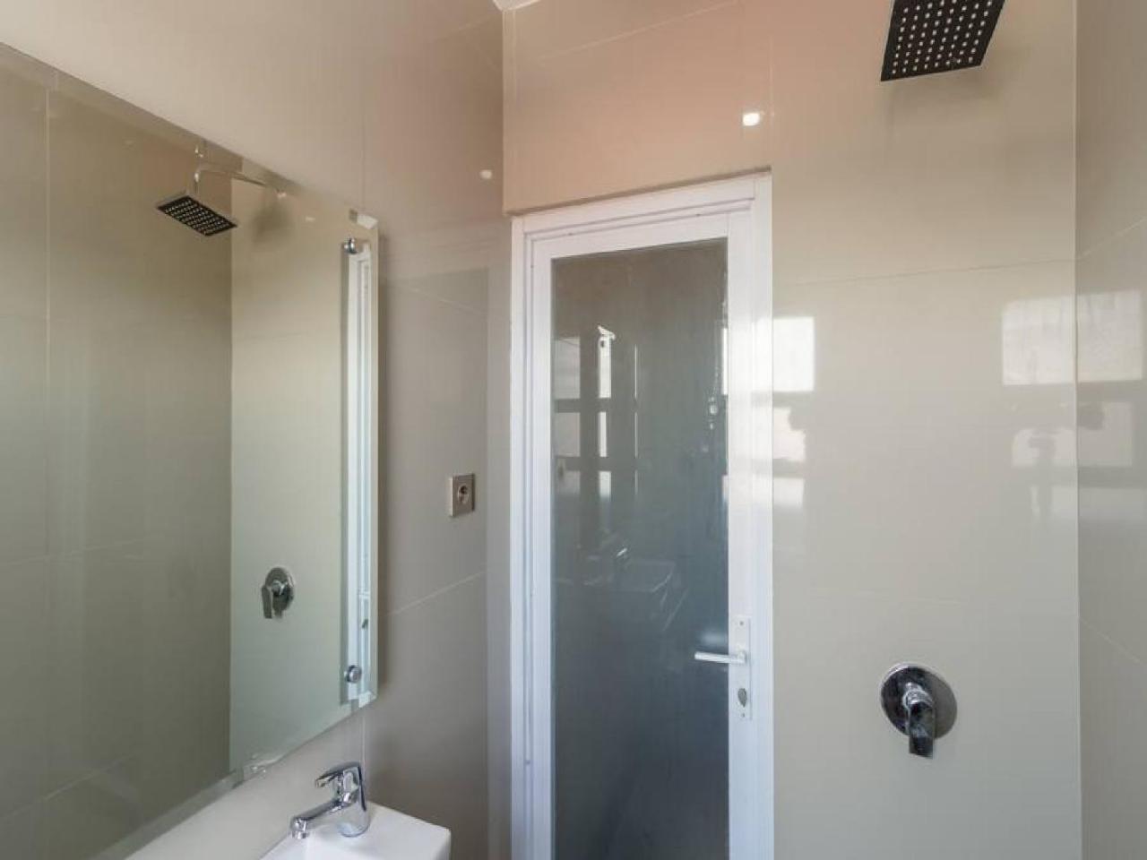 Reddoorz Plus @ Boulevard Panakkukang Macasar Exterior foto